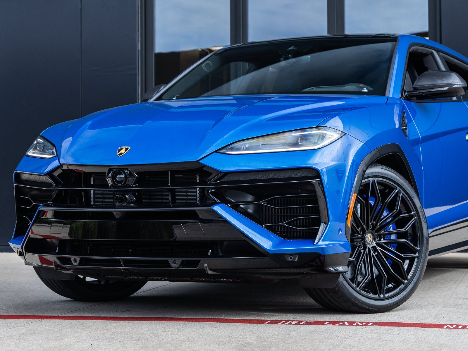 2025 Lamborghini Urus SE