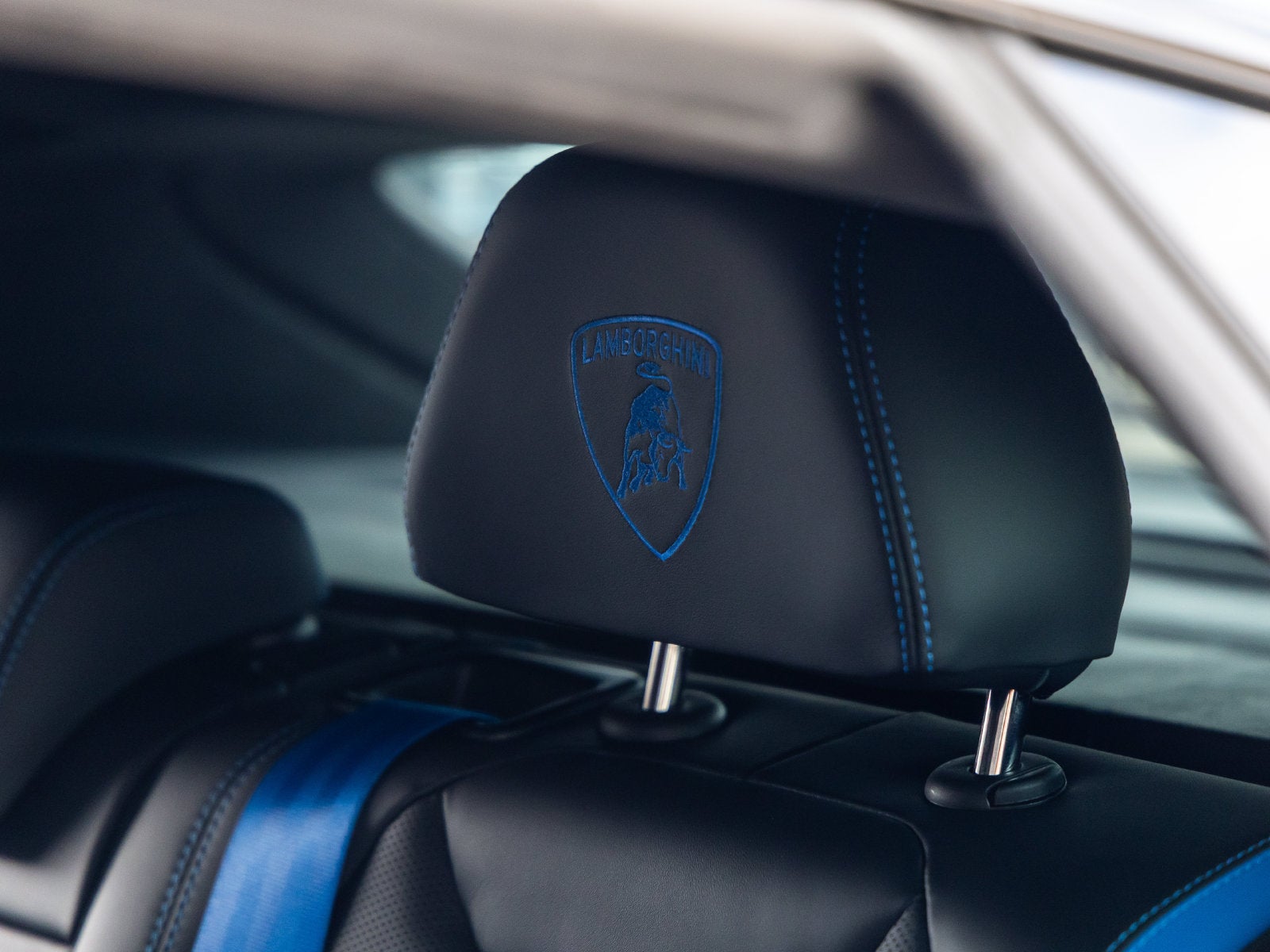 2025 Lamborghini Urus SE
