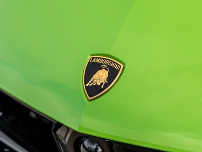 2025 Lamborghini Urus SE