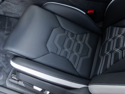 2025 Lamborghini Urus SE