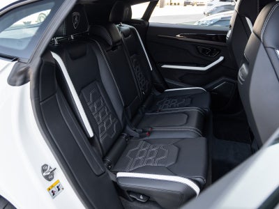 2025 Lamborghini Urus SE