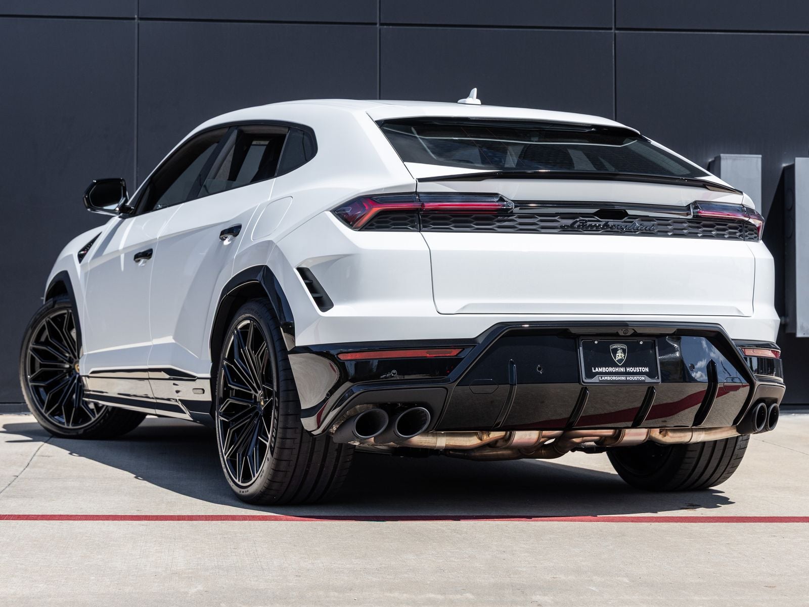 2025 Lamborghini Urus SE