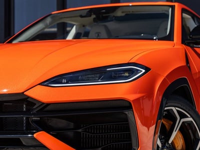 2025 Lamborghini Urus SE