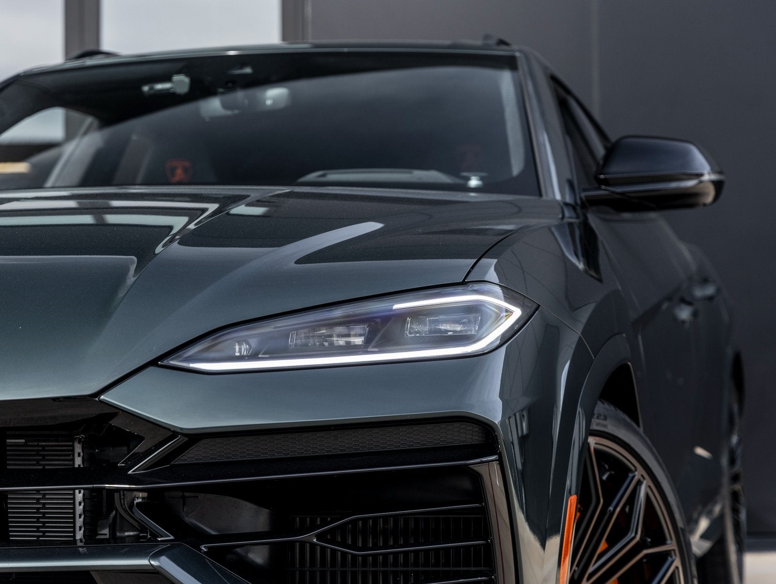 2025 Lamborghini Urus SE