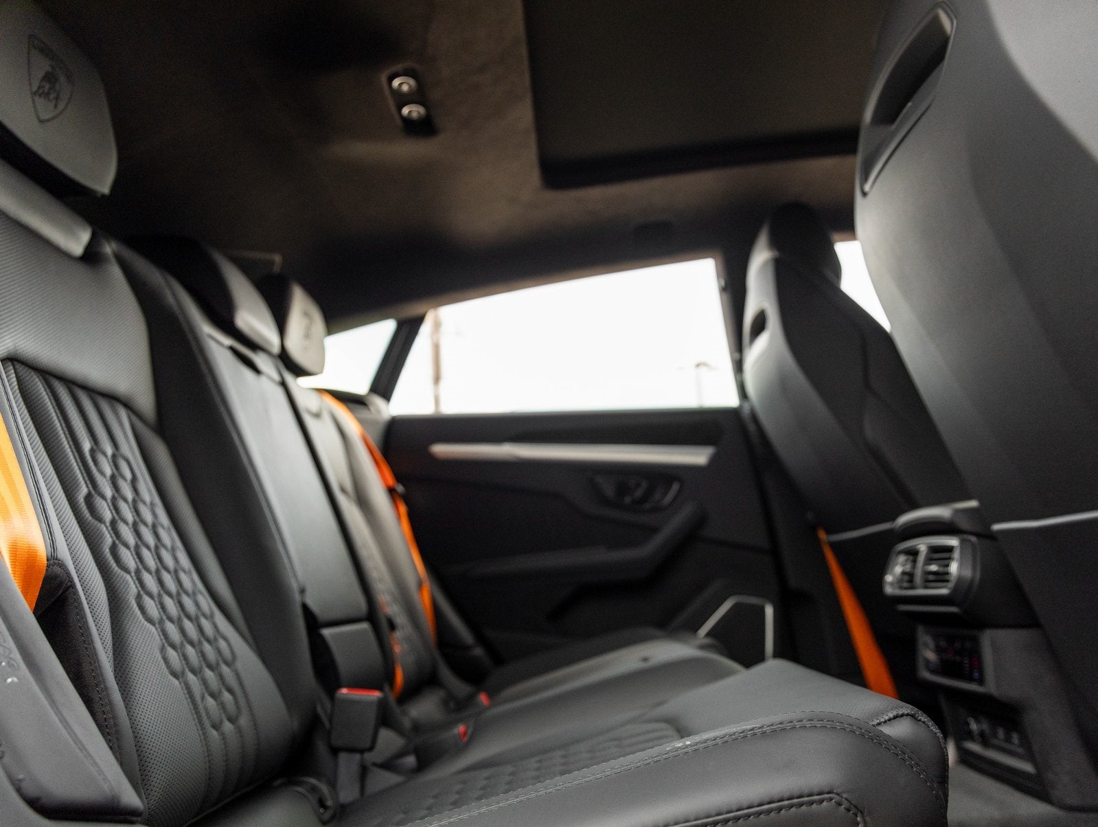 2025 Lamborghini Urus SE