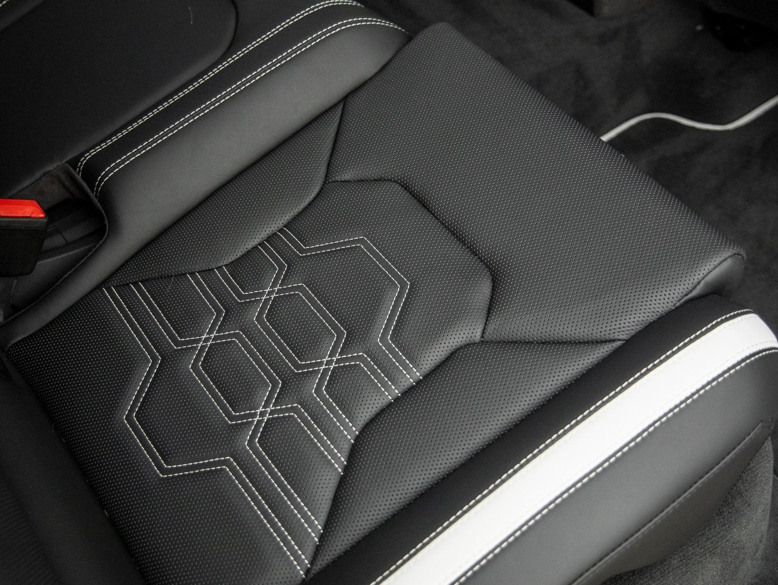 2025 Lamborghini Urus SE