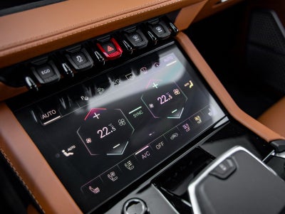 2026 Lamborghini Urus SE