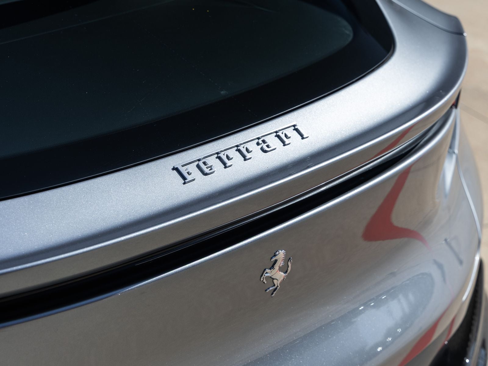 2025 Ferrari Purosangue Base