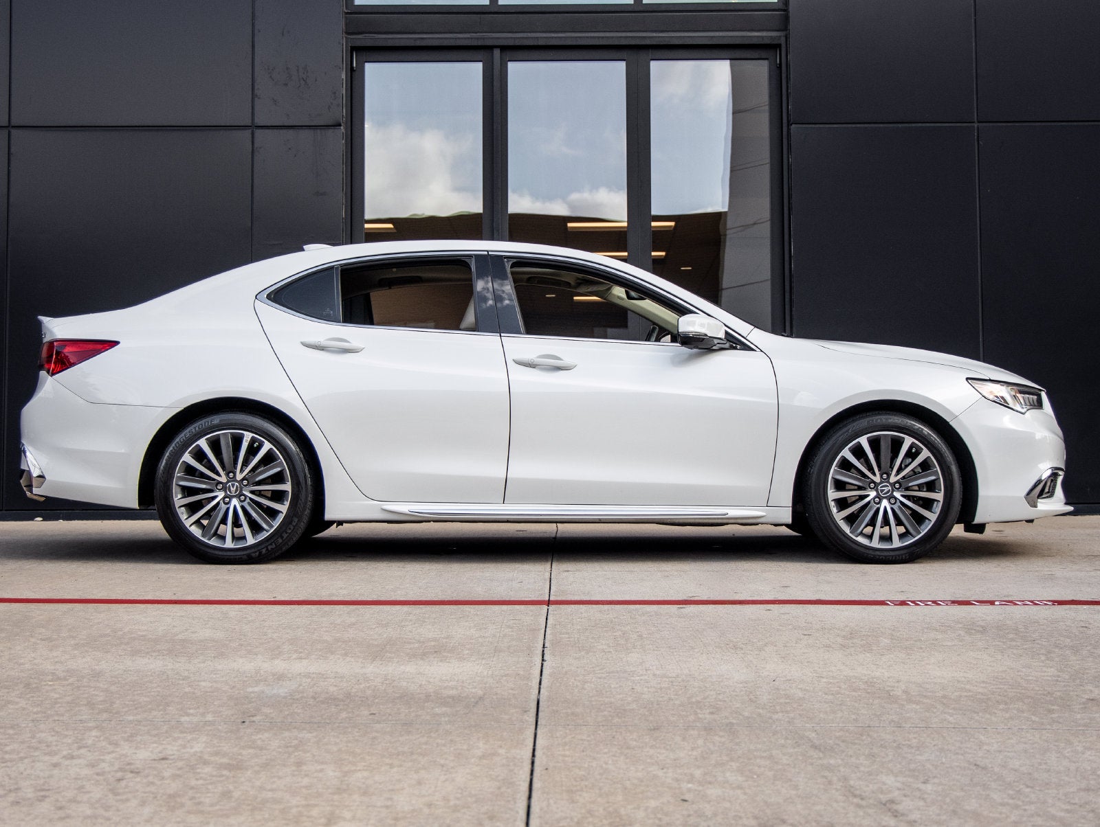 2018 Acura TLX 3.5L V6 w/Advance Package