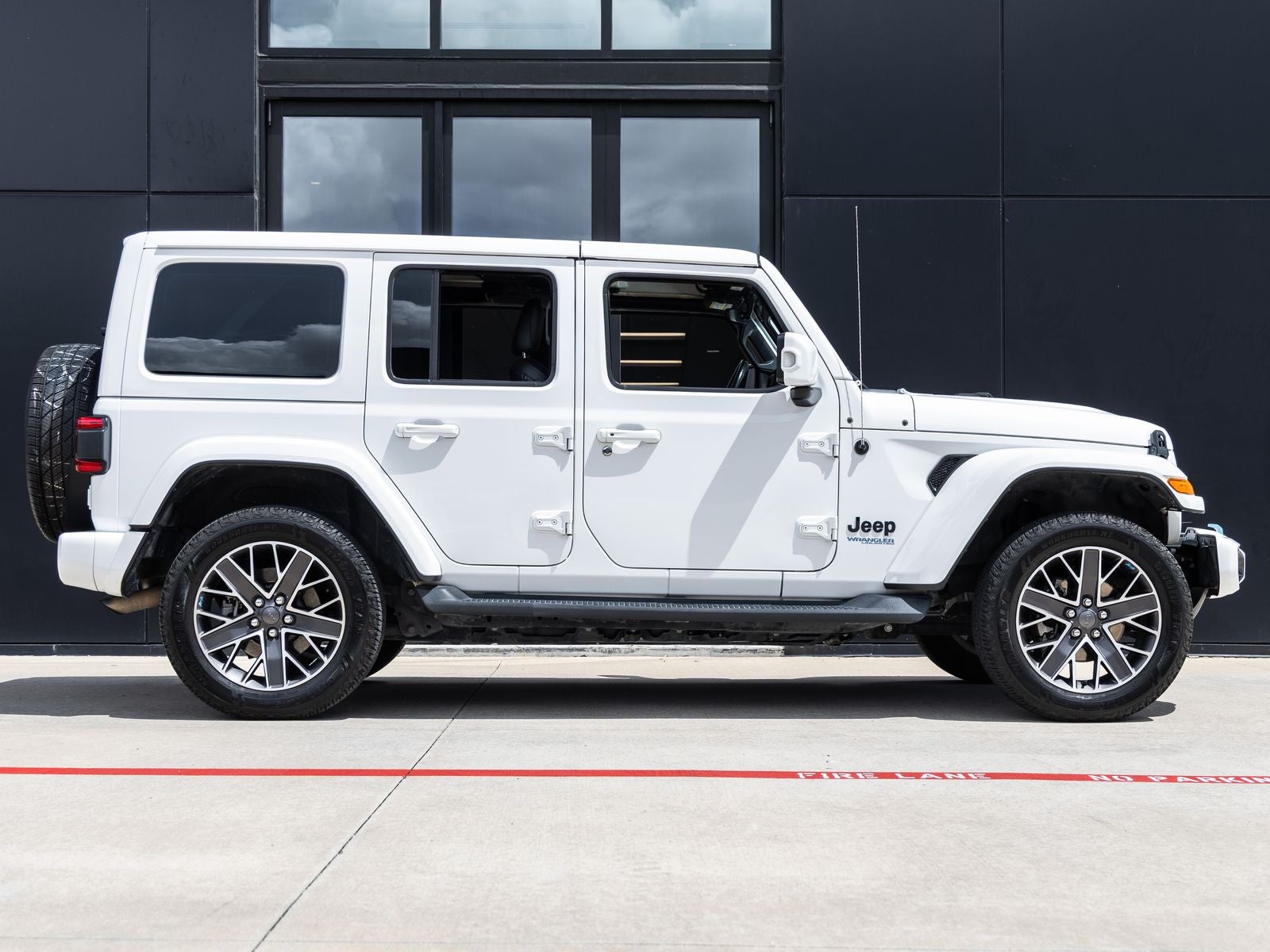 2022 Jeep Wrangler Unlimited Sahara 4xe