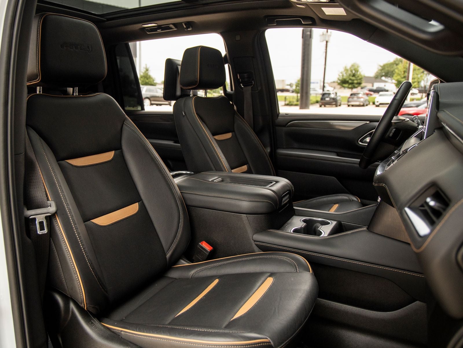 2024 GMC Yukon XL AT4