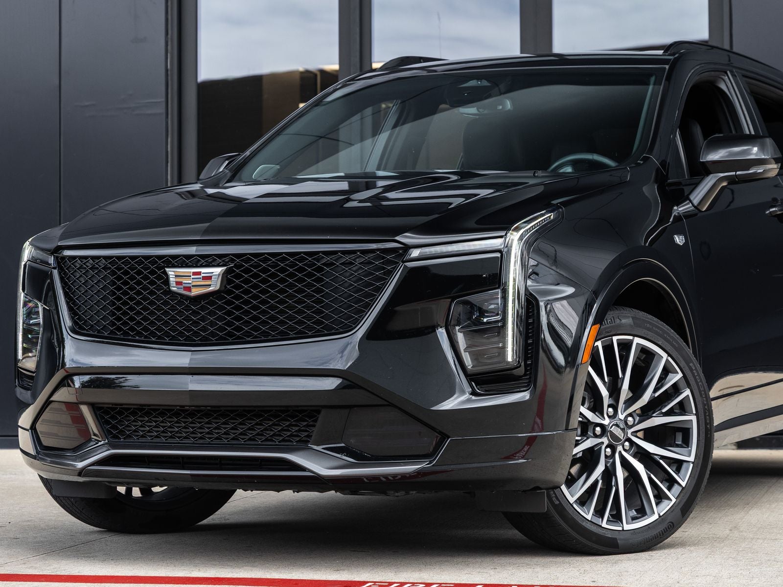 2024 Cadillac XT4 Sport