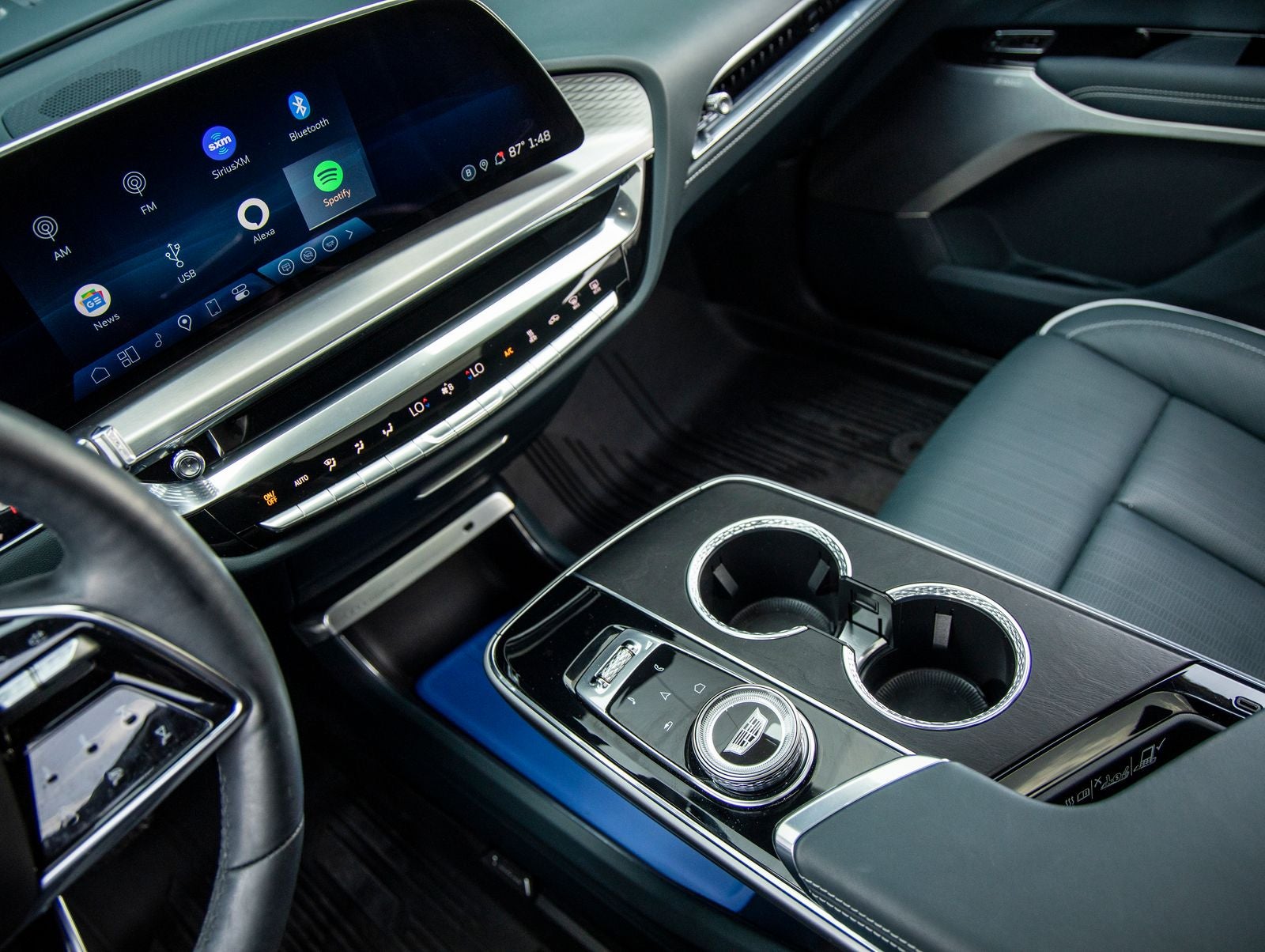 2024 Cadillac LYRIQ Sport