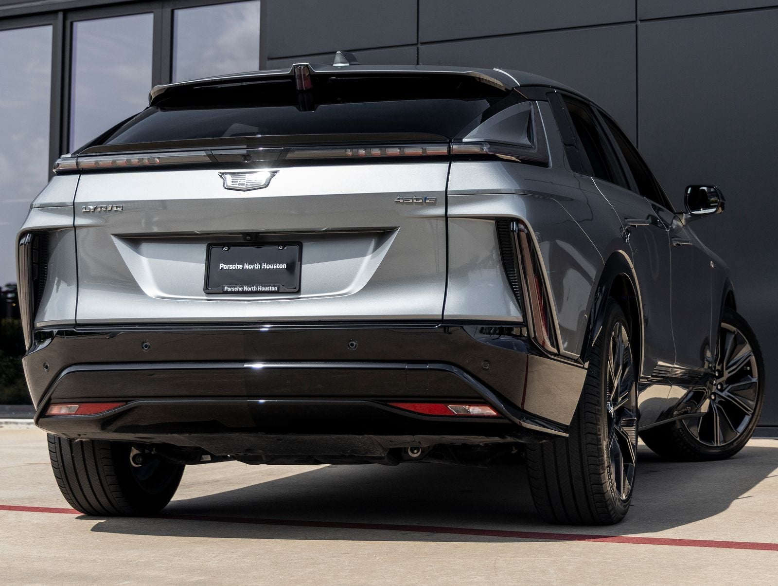 2024 Cadillac LYRIQ Sport