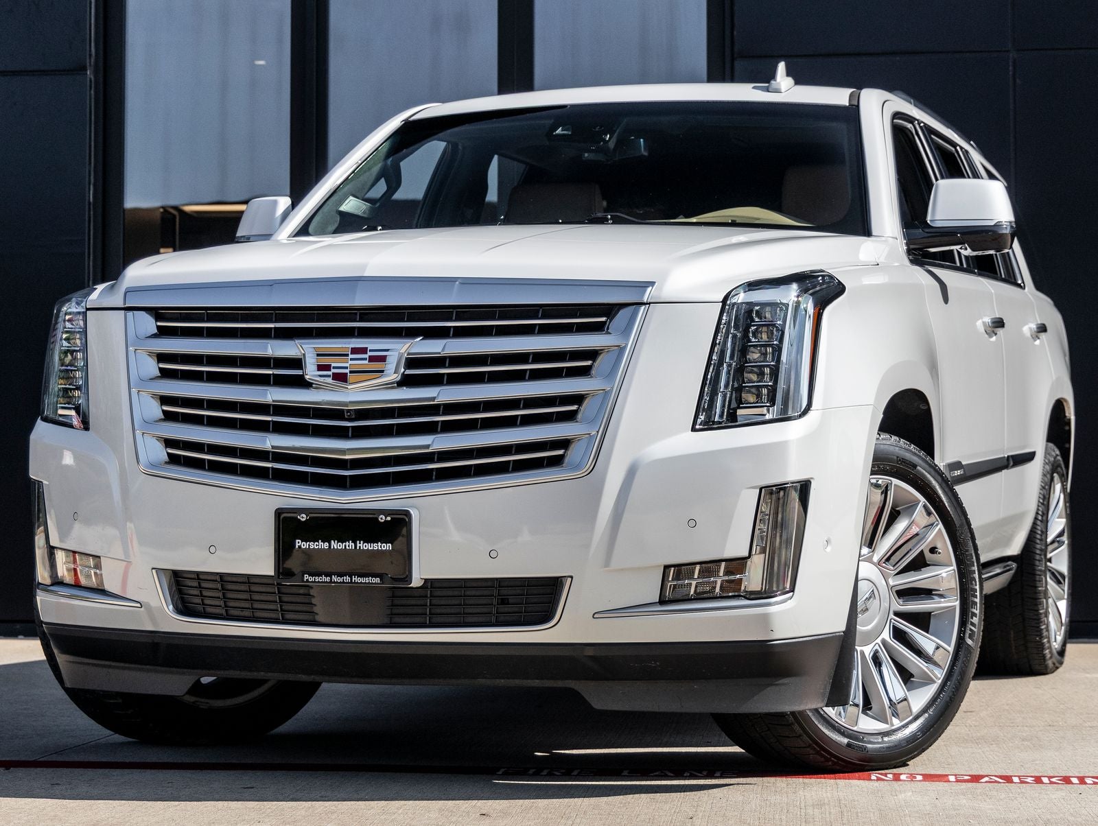 2019 Cadillac Escalade Platinum Edition