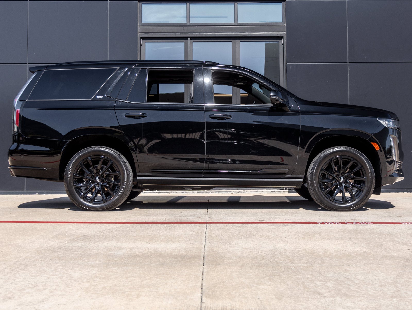 2022 Cadillac Escalade Sport