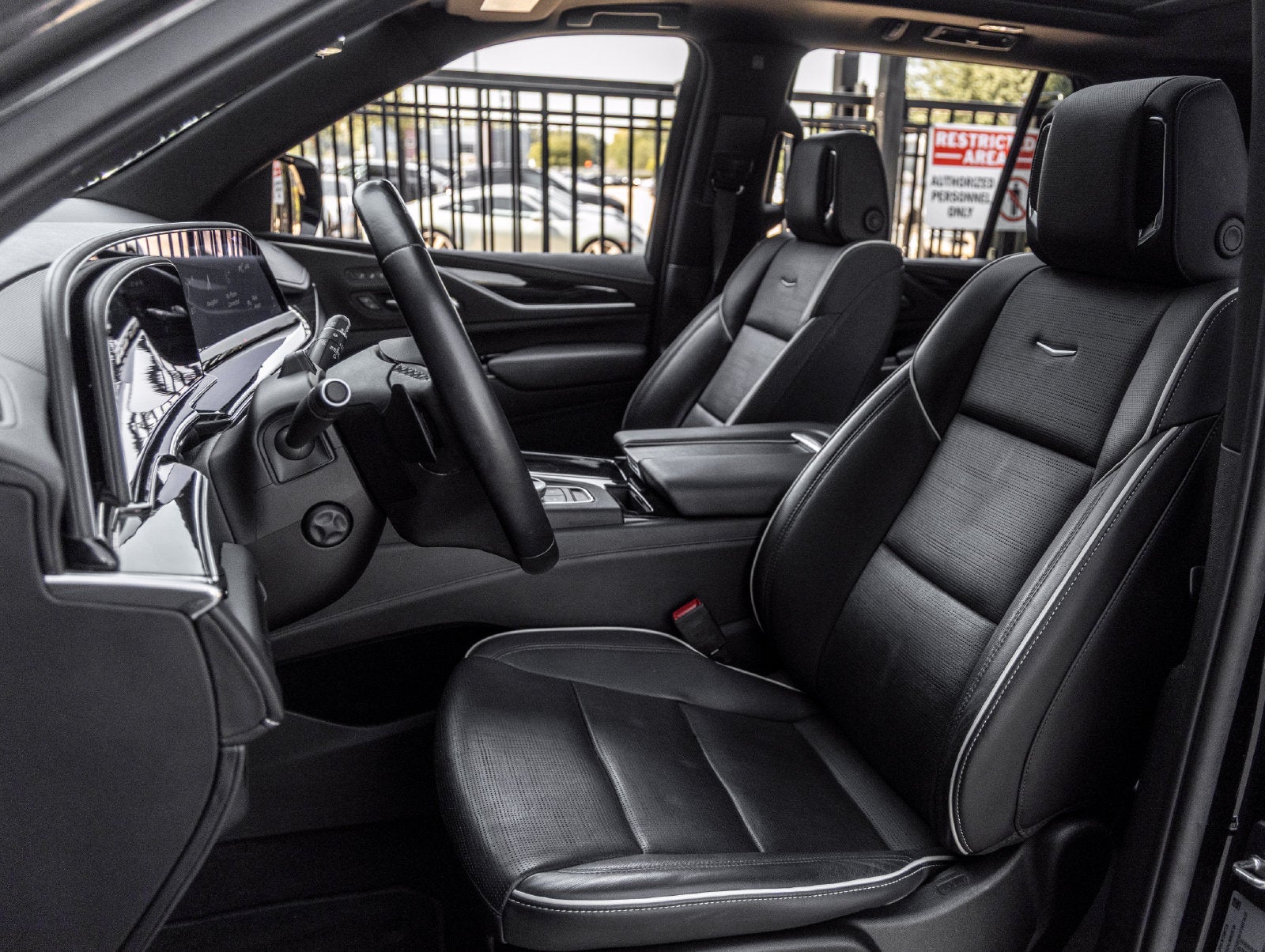 2022 Cadillac Escalade Sport