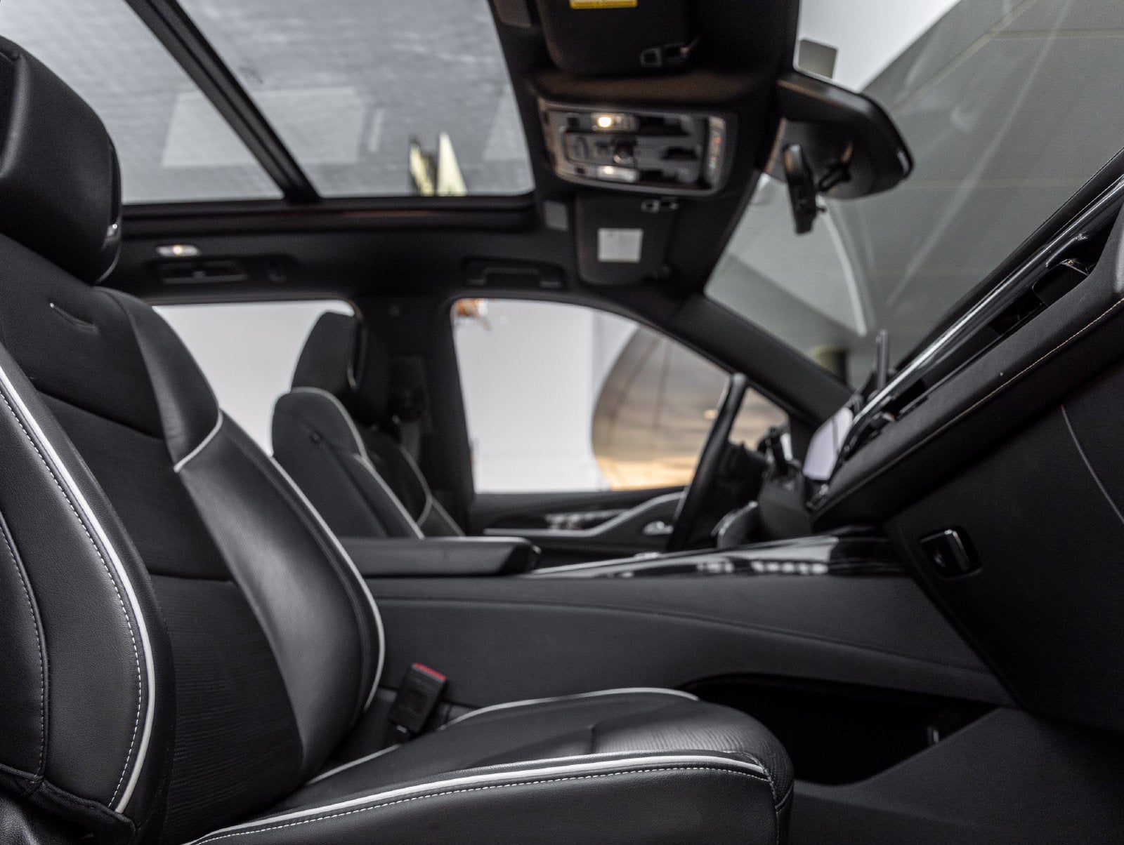 2022 Cadillac Escalade Sport