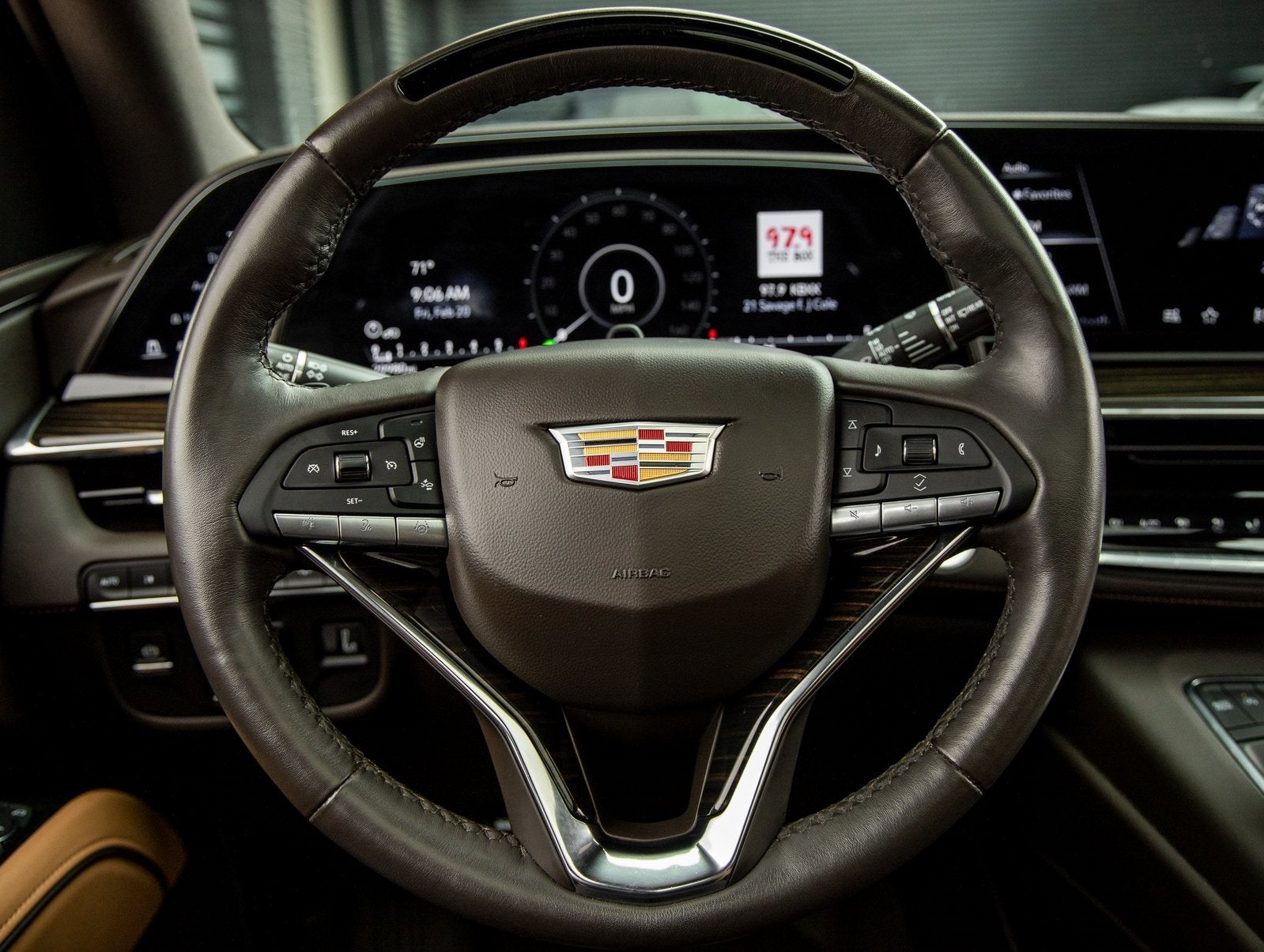 2024 Cadillac Escalade Sport