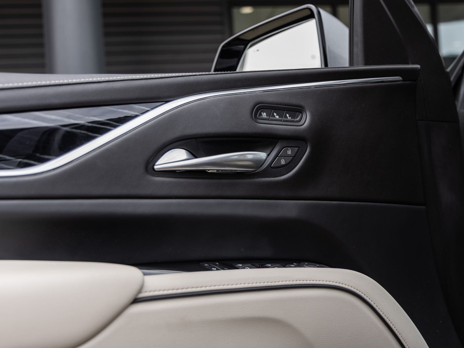 2022 Cadillac Escalade ESV Sport