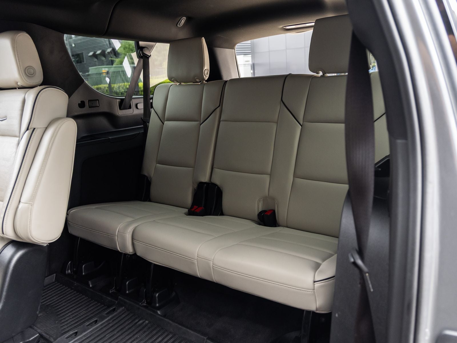 2022 Cadillac Escalade ESV Sport