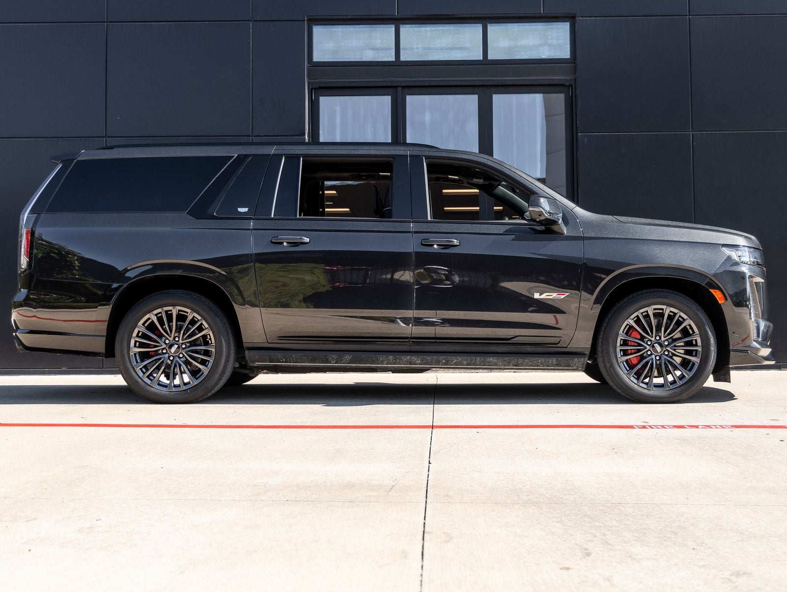 2024 Cadillac Escalade ESV V-Series