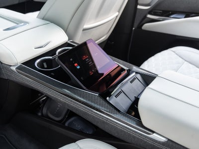 2025 Cadillac Escalade ESV V-Series