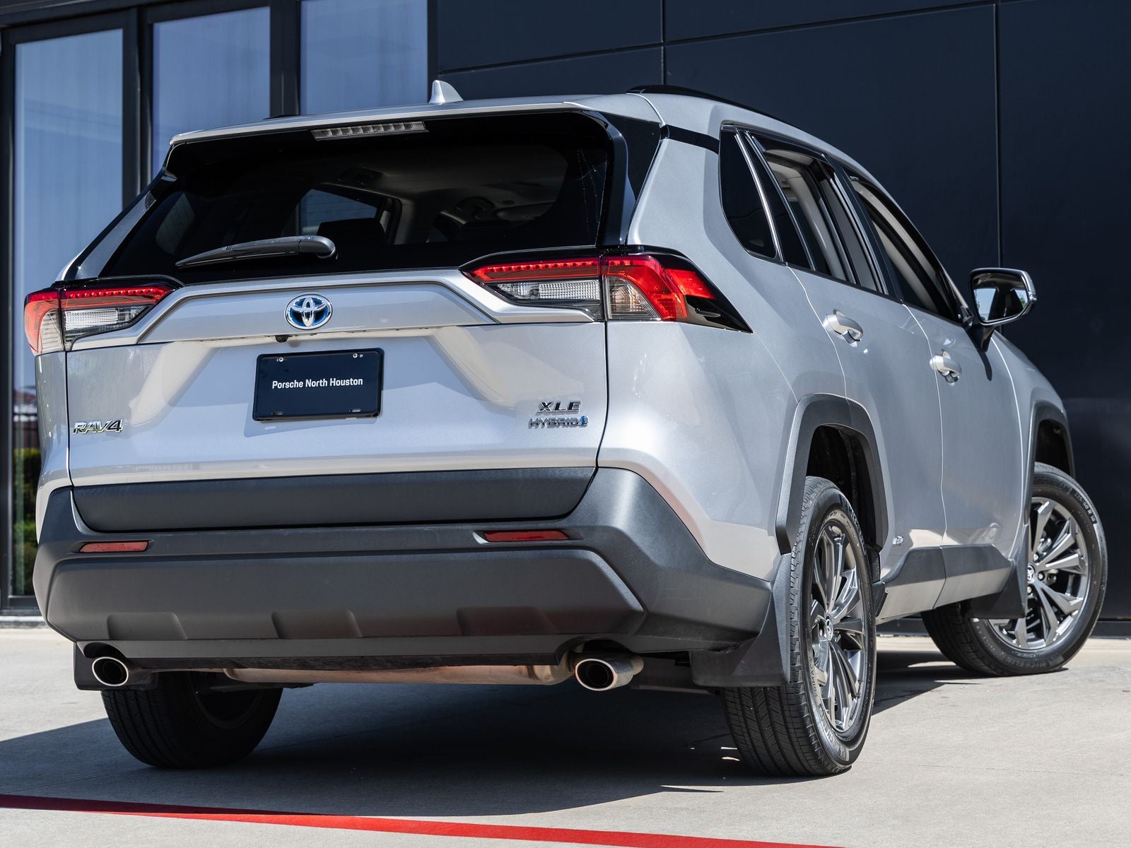 2023 Toyota RAV4 Hybrid XLE Premium