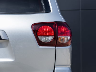 2020 Toyota Sequoia SR5 5.7L