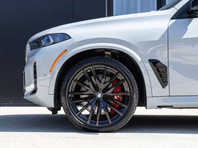 2025 BMW X5 M60i