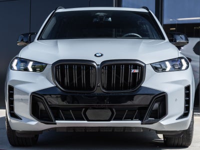 2025 BMW X5 M60i