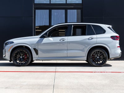 2025 BMW X5 M60i