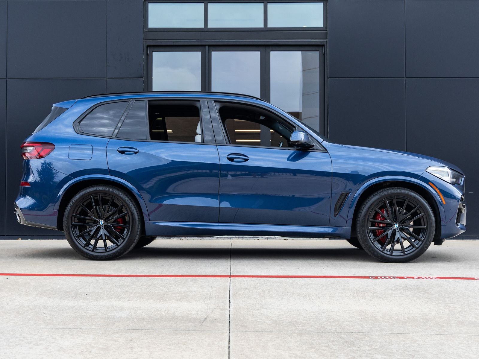 2023 BMW X5 sDrive40i