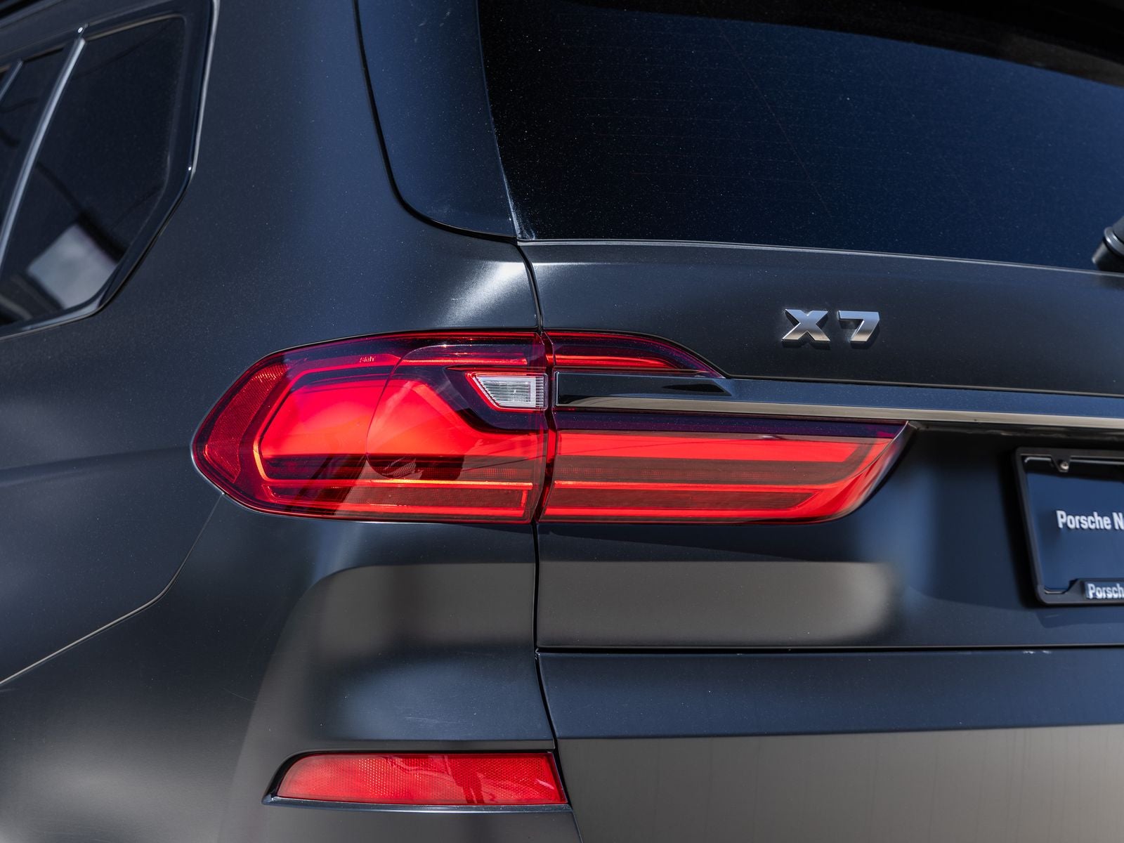 2021 BMW X7 M50i