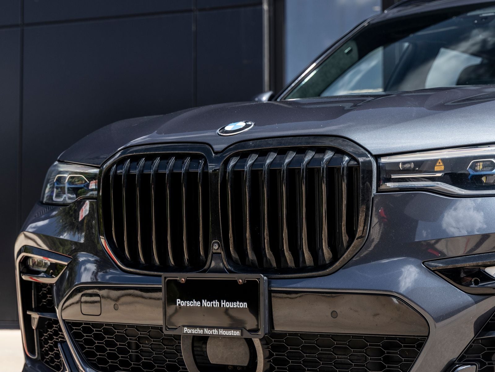 2020 BMW X7 M50i