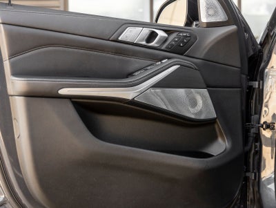 2020 BMW X7 M50i