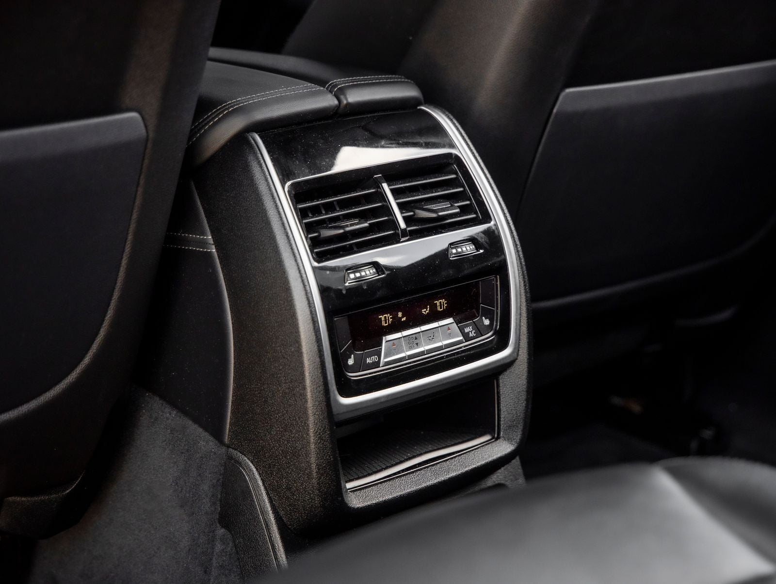 2020 BMW X7 M50i