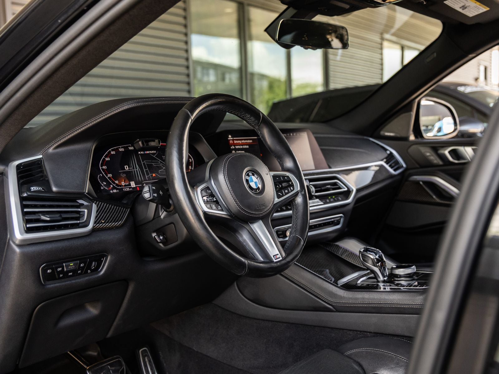 2021 BMW X6 M50i