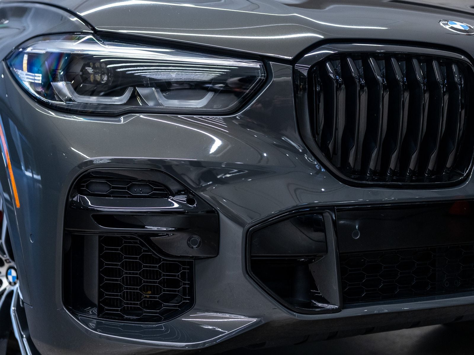 2023 BMW X5 M50i
