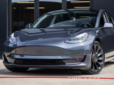 2023 Tesla Model 3 Performance