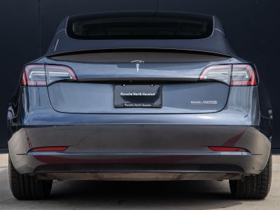 2023 Tesla Model 3 Performance