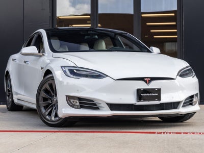 2020 Tesla Model S Long Range