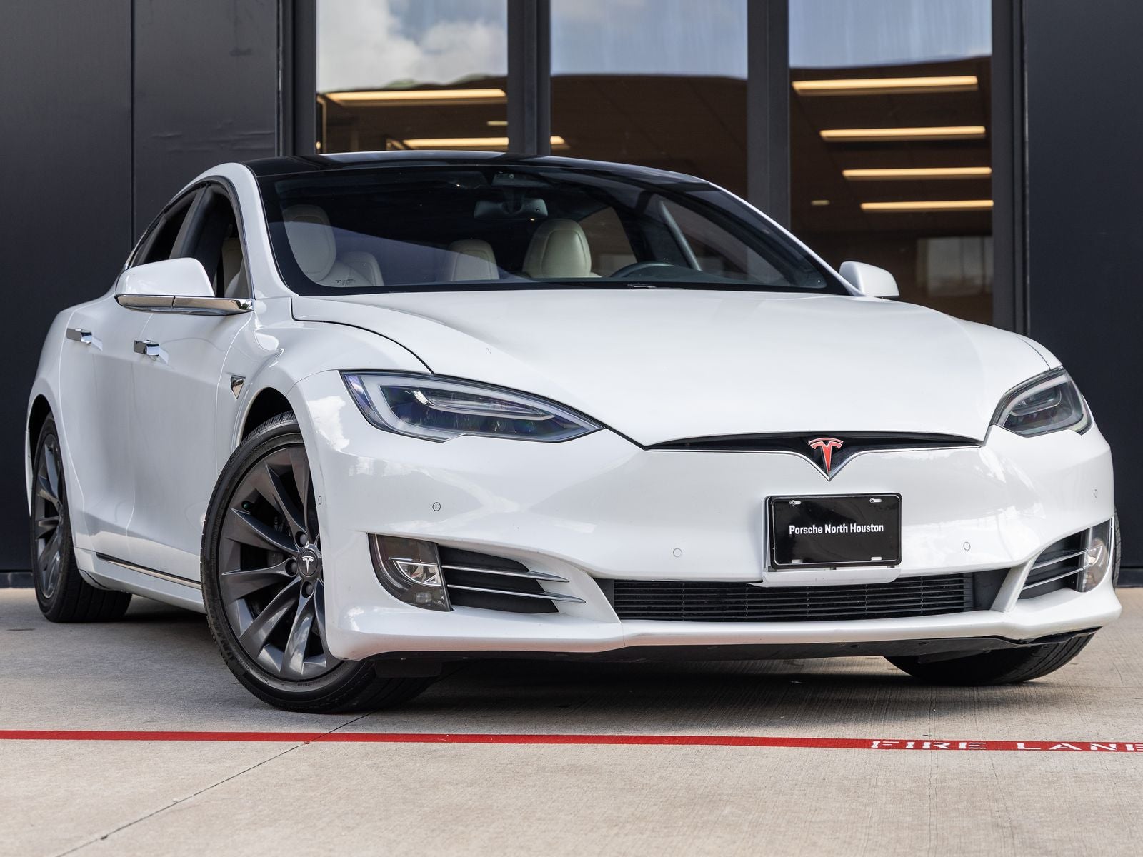 2020 Tesla Model S Long Range