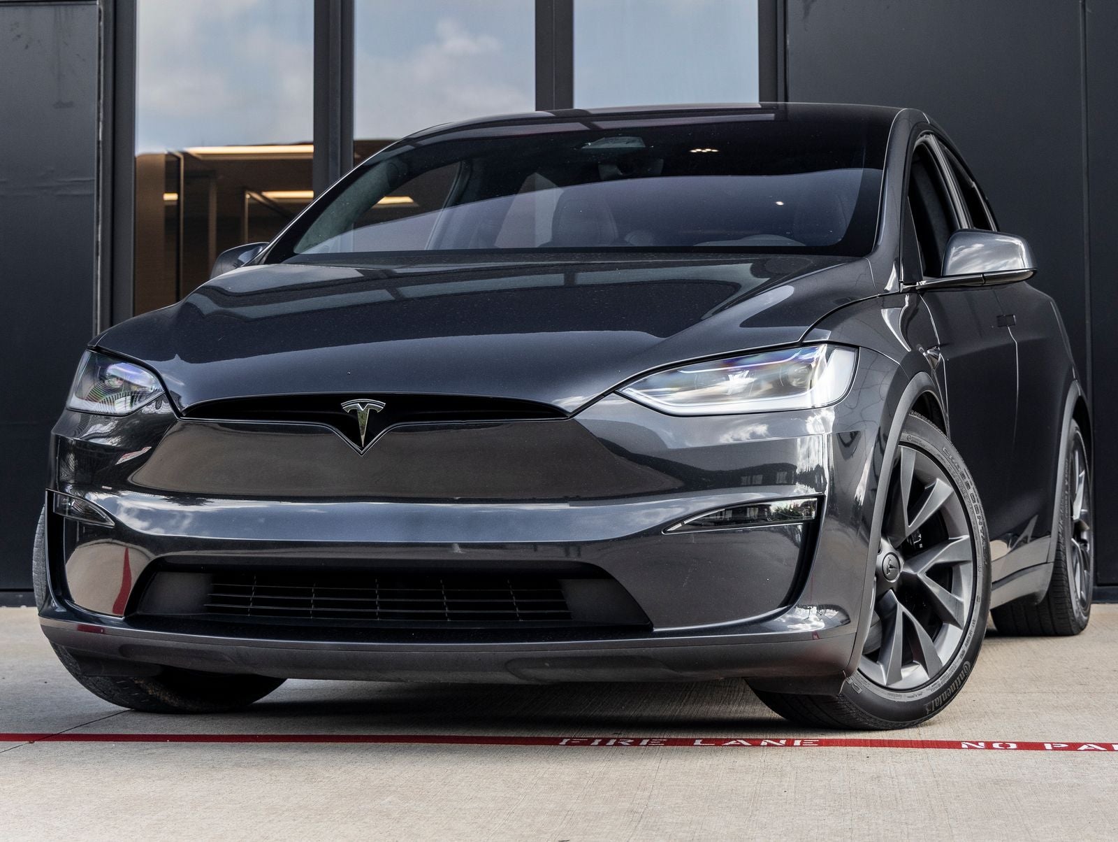 2025 Tesla Model X Base