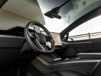 2025 Tesla Model X Base