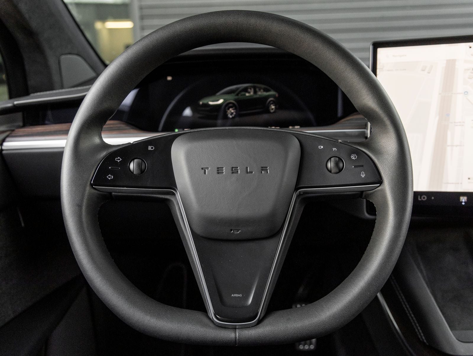 2025 Tesla Model X Base