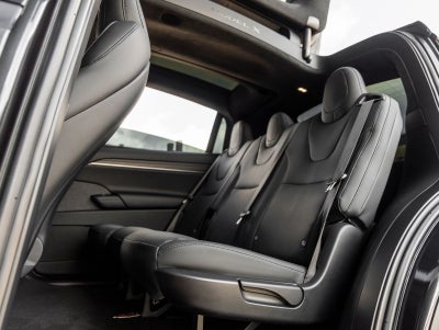 2025 Tesla Model X Base