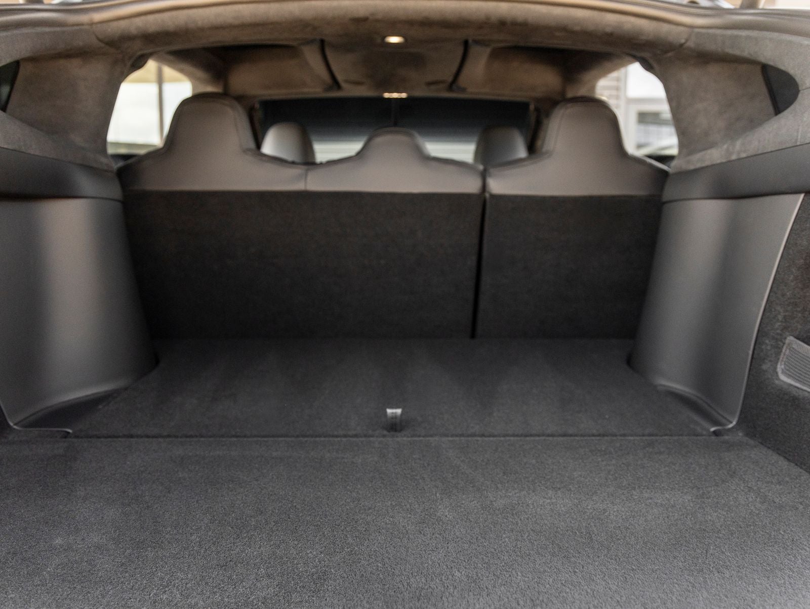 2025 Tesla Model X Base