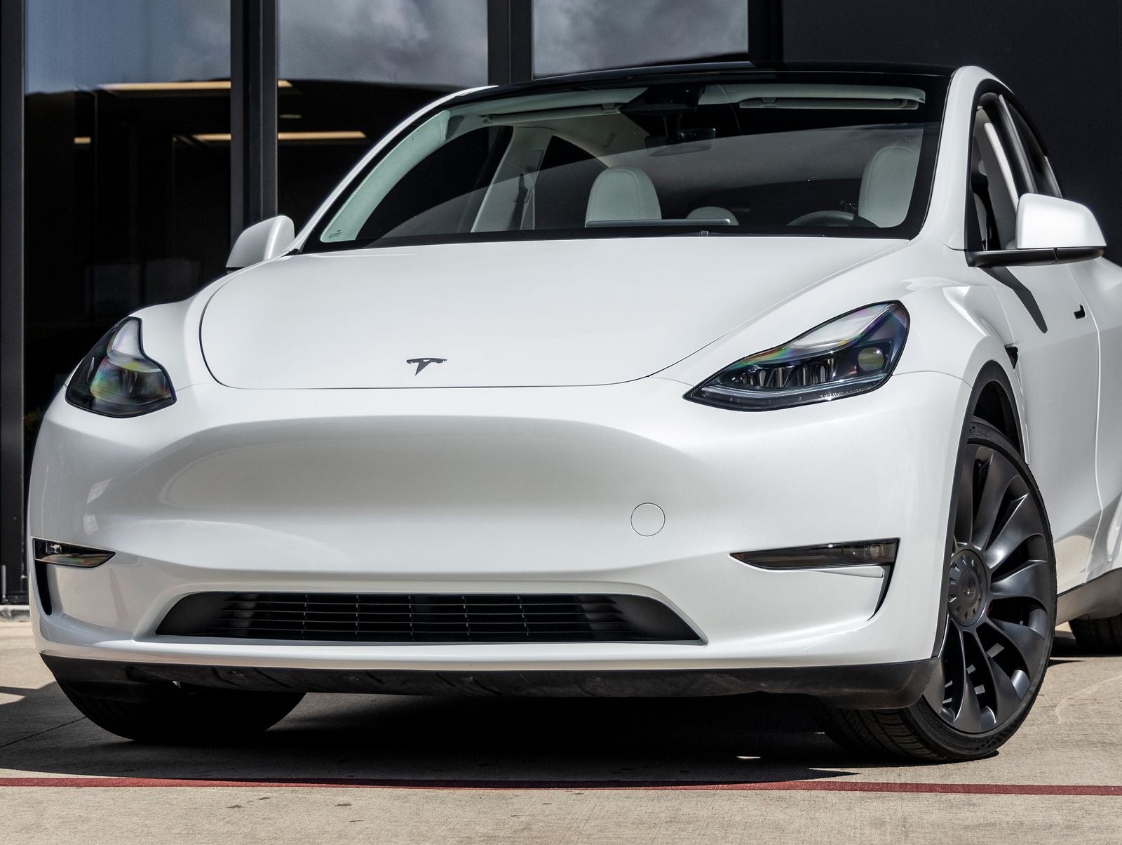 2023 Tesla Model Y Performance