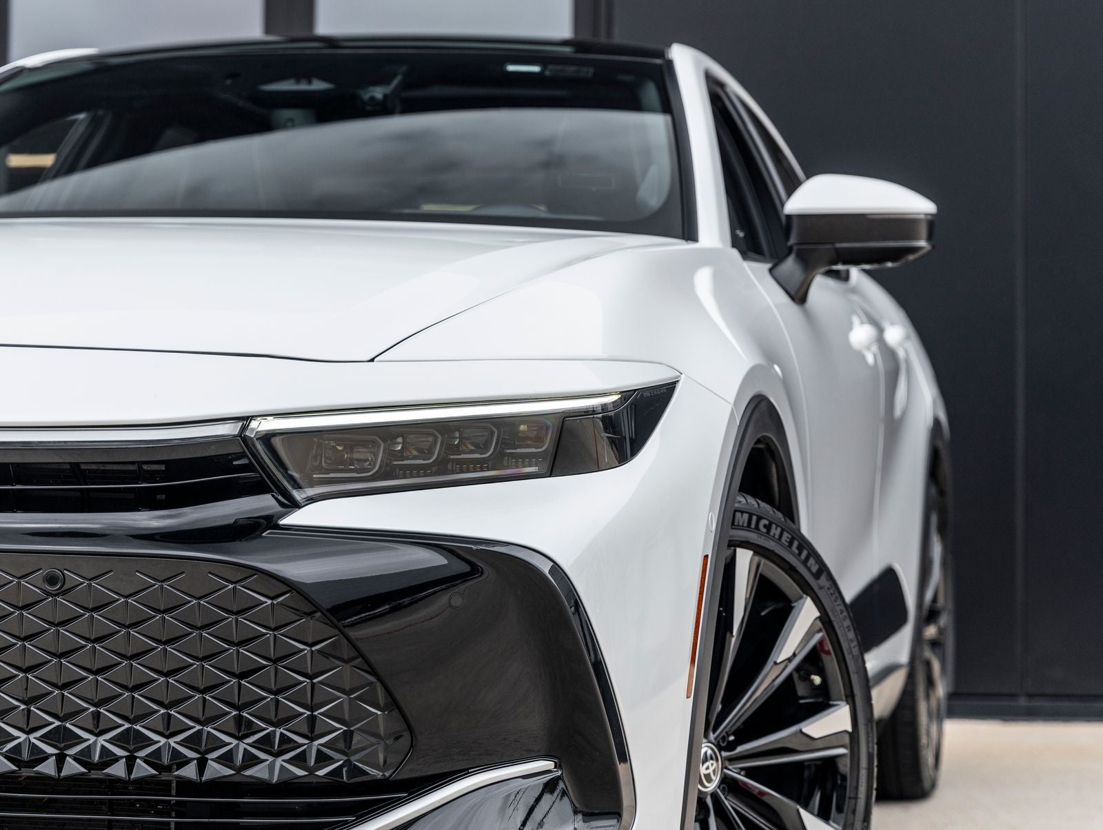 2025 Toyota Crown Platinum
